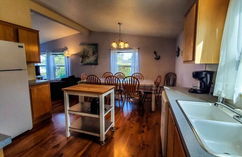 Yachats House | Starfish House~ Yachats Ocean View
