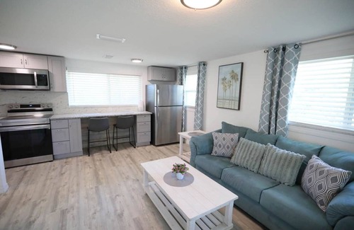 Englewood Apartment | Starfish Room Manasota Delux Villas