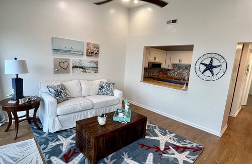 Kill Devil Hills Condo | Starfish Wishes - Oceanfront Penthouse Retreat