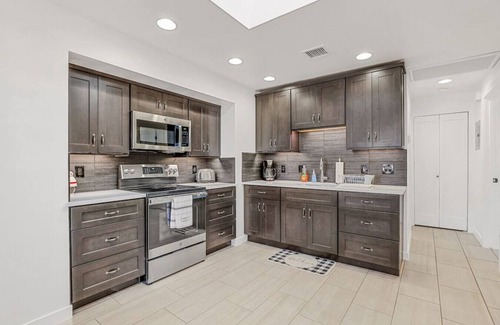 Sedona House | Stargazer’s Inn, Red Rock Views! 1 mi. to Uptown