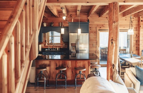 South Bloomingville Cabin | Stargazers Cabin w/Observatory - Amazing Views!