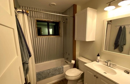 Fredericksburg Apartment | Stargazing Cabin - The Nerds & The Bees!