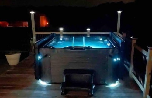 Etna House | Stargazing Retreat Between Ithaca & Cortland: Hot Tub, Pickleball & Fire Pit