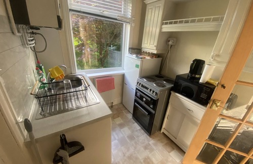 Newcastle-upon-Tyne House | Starlettings 2 bed full house with private summer garden