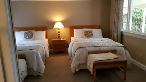 Dennis Hotel | Starlight Lodge Cape Cod