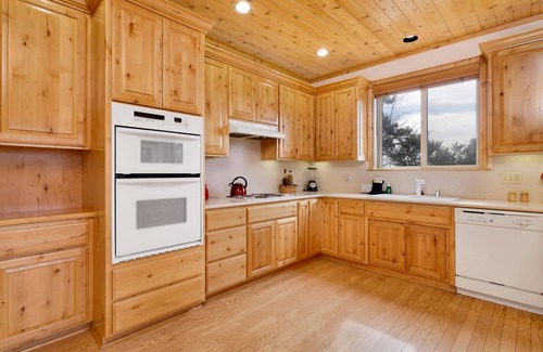 Castle Glen Estates Cabin | Starlight Vistas Log Cabin Lakeview Retreat