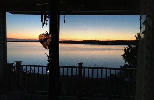 Elkton House | Starlight Waterfront Retreat: 3 bed 2.5 bath home with separate apartment rental