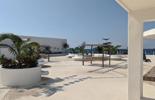 Cozumel House | Starlink Internet. Sleeps 4 on Stingray Beach