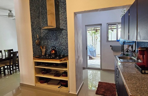 Cozumel House | Starlink Internet. Sleeps 4 on Stingray Beach