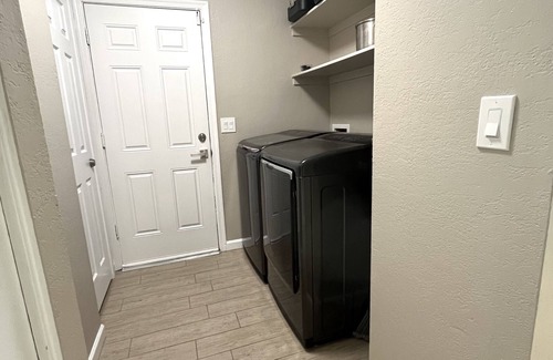 Westside Development House | Starr Pass Hideaway- 10 mins to Downtown, U of A, Golf and Trails!