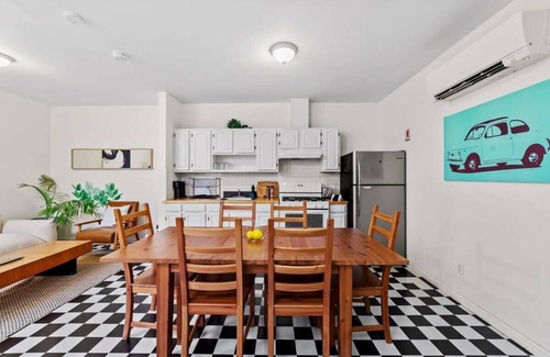 Bushwick Apartment | Starr Place II by RoveTravel | Cozy 3BR Bushwick