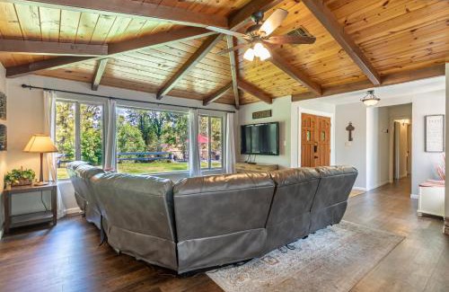 Oakhurst House | Starry Pines- Hot Tub