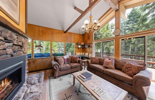 Tahoe Sierra Estates House | Starry Skies on the West Shore, Private Beach, Fireplace, Pet Friendly, Close to Ski Resorts