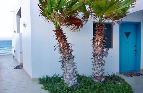 Las Conchas House | Starship Beach House With Panoramic Oceanfront Views On An Endless Beach