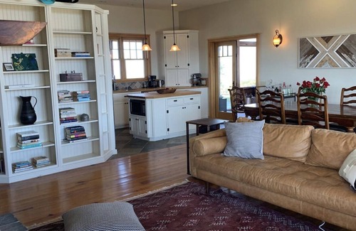 Miramonte House | Starview Ranch: 3 homes w/7 bdrms, pool, sauna, spa & gym on 50 beautiful acres