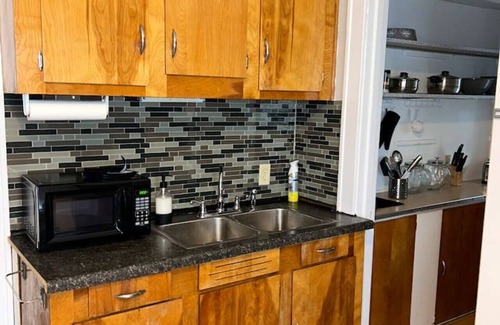 West Allis House | State Fair-West Allis minutes to downtown