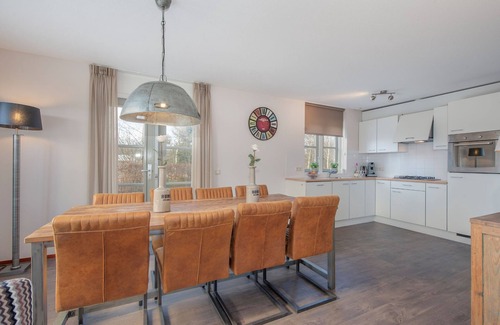 Appelscha House | Stately, luxury villa with two bathrooms, 2km from Appelscha