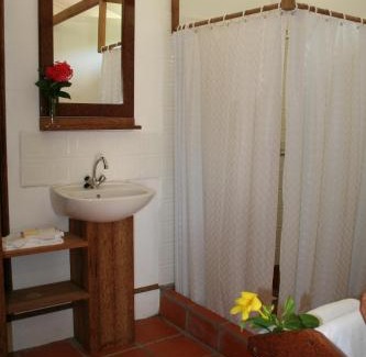 Oranjestad Cabin | Statia Lodge