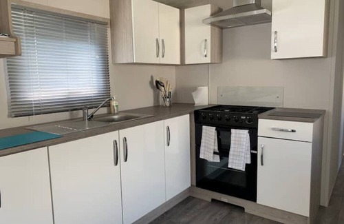 Great Billing House | Static Holiday Home in Scenic Family Park