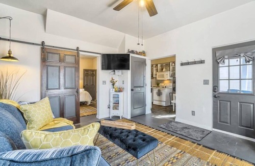 Central Colorado Springs House | Station 130! Cozy Downtown Home w/Fire Pit