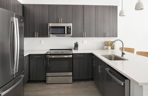 Crestwood South Apartment | Station 1BD 4 - One Bedroom Apartment, Sleeps 2