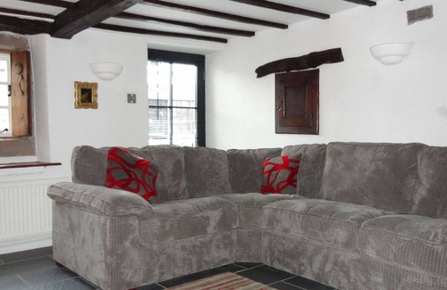 Hognaston Cottage | Station Cottage, a Stunning Cottage With A Wealth Of Character And Charm