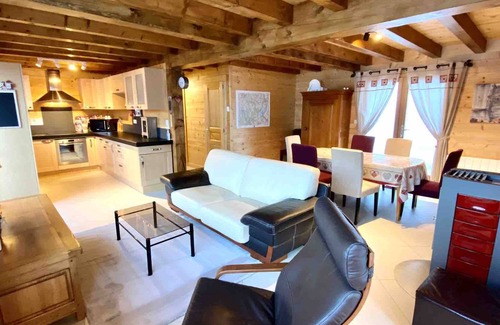 Le Praz de Lys Ski Chalet | STATION PRAZ-DE-LYS CHALET - 4 BEDROOMS / 8 PERS.