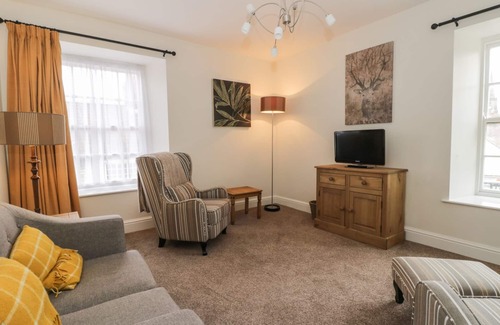 Pickering Apartment | STATION VIEW in Pickering