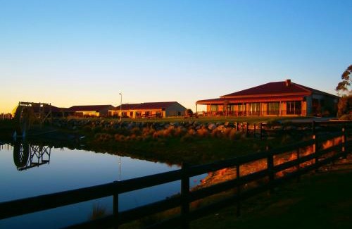 Hokitika Hotel | Stations Inn