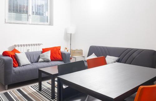 Downtown Apartment | Staurenghi Red Apartment