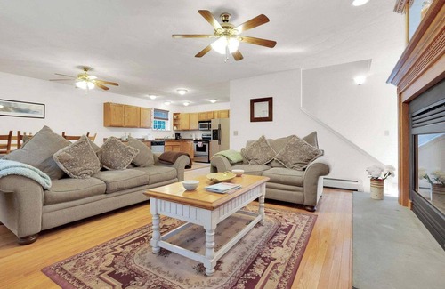 Greenwood Ski Chalet | Stay a while at Chalet-A-While! Brand new hot tub and minutes to ski resorts!
