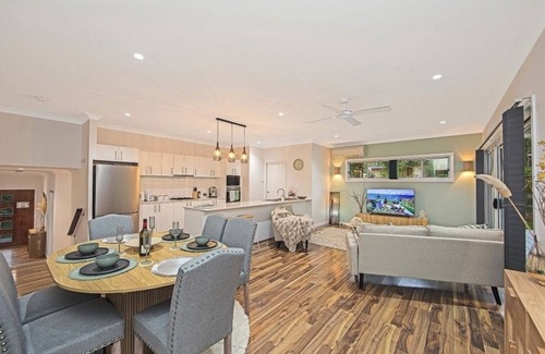 Murrays Beach House | Stay a while | Murray’s Beach Lux Coastal Retreat | Family & Pet-friendly(p.o.a)