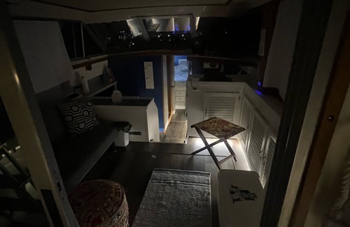 Quincy Boat Rental | Stay aboard, the "Rita V", our 34 Ft Silverton Convertible Motoryacht