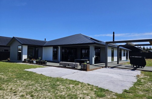 Twizel Apartment | Stay at 2A McHutcheson