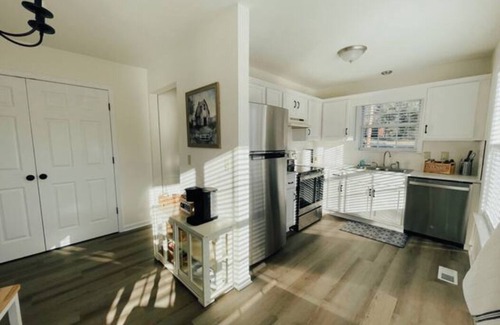 Columbia House | Stay at Magnolia in Columbia
