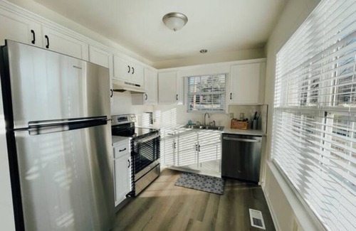 Columbia House | Stay at Magnolia in Columbia