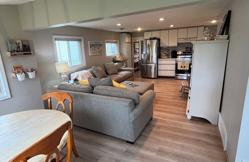 Houghton Lake House | Stay At The Lake Cottage
