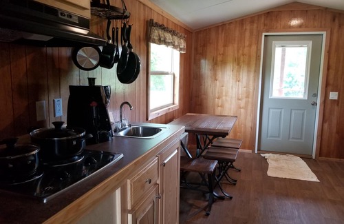 Long Creek House | Stay at the Llama Lodge for a leisure-filled location!