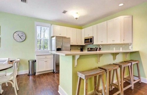 Port St. Joe House | Stay at the Seashell Hideaway-Pool,hot tub, Relax on 2 screen porches! Pets ok!