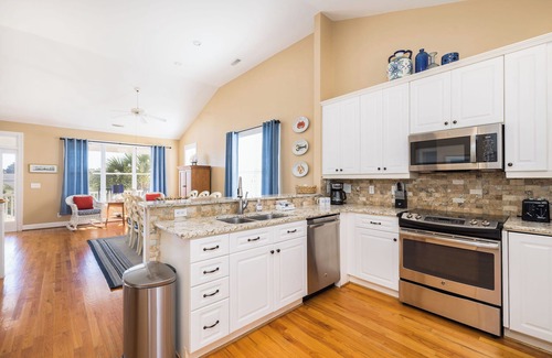 Pelican Bay House | Stay @ Beach Music on Isle of Palms