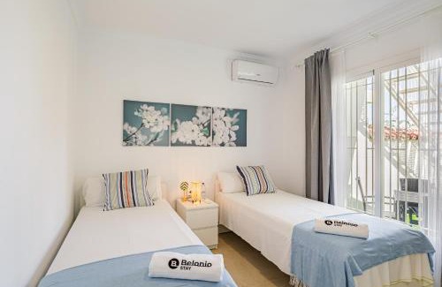 El Palo House | Stay Belonio El Palo Beach