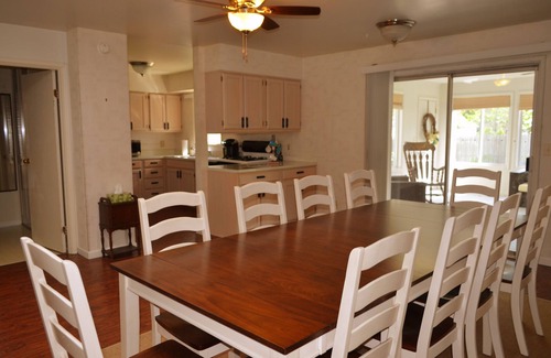 Northeast South Bend House | Stay Comfortable And Stay Close To Campus - Spacious 4 BR & 2 Bath