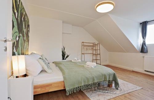 Sudostviertel Apartment | Stay&Dream - 75m² - Two Bedrooms - Kitchen - Netflix