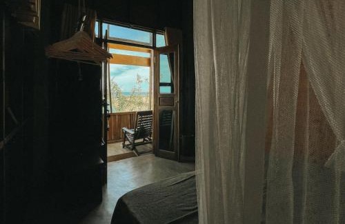 Pottuvil Division 2 Hotel | Stay Golden
