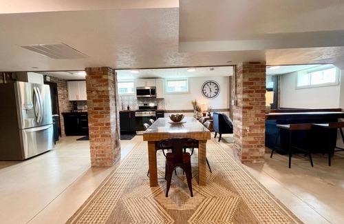 Nelson Condo | Stay Historical - Boiler Maker Office Turns Vacation Destination - Suite B