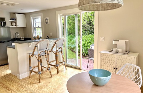 Chatham House | Stay in a Chatham Windmill! Beautiful Water View, Steps to Beach & Main Street