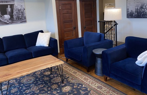 Jordan Apartment | Stay in a piece of History. 2 bedroom apartment with private deck
