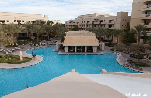 Enterprise Resort | Stay in Hilton resort - Cancun Las Vegas during the Formula 1 race