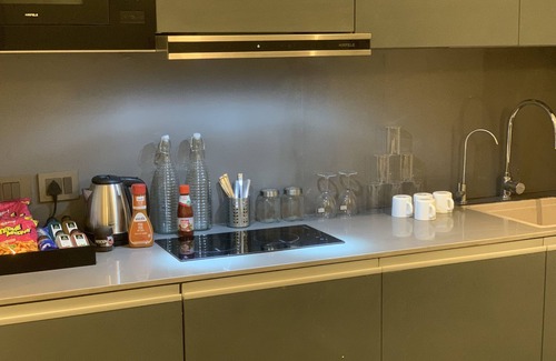 Noida Apartment | Stay in luxurious s