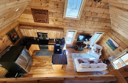 Zirconia Cabin | Stay in a log cabin on farm/vineyard in the Western NC mountains!